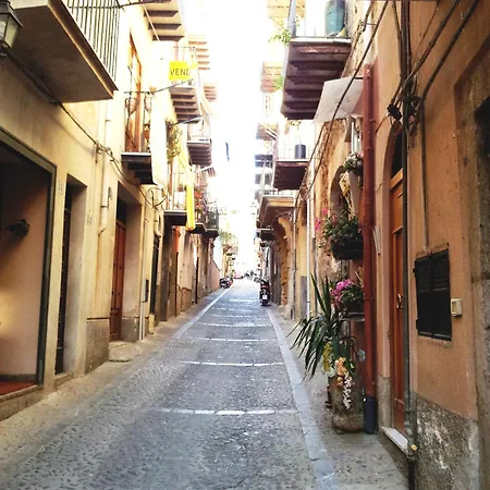 Dolce Risveglio 公寓 切法卢